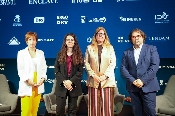De izquierda a derecha, Vanesa Rodríguez, Inés Sánchez, Elena Manzanera y Federico Buyolo 