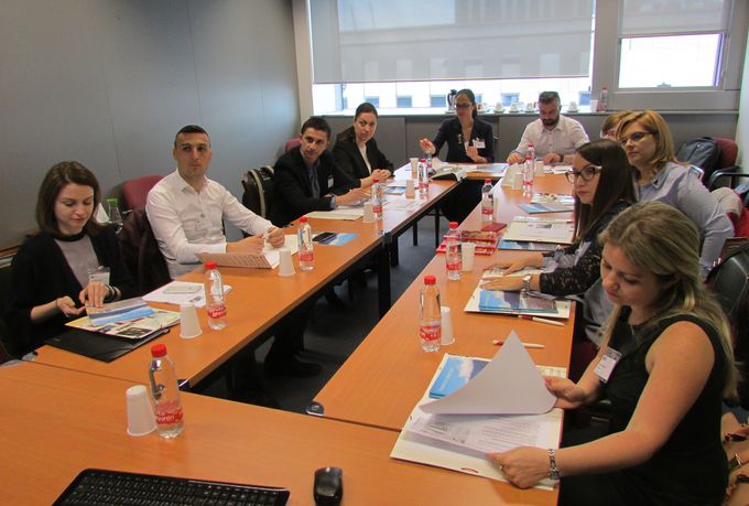 La delegación de Albania durante su visita de estudio 